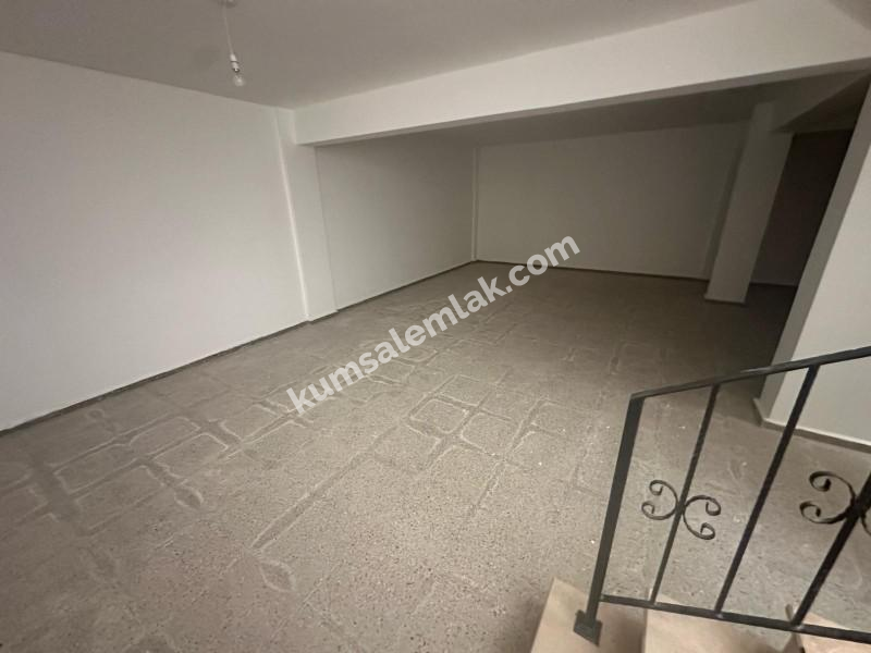 GİRNE OZANKÖY BÖLGESİNDE SATILIK TRİPLEX LÜKS 4 + 1 VİLLA  ( 0533 880 00 85 )
