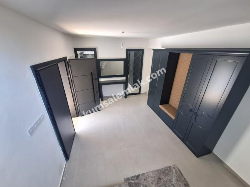 GİRNE OZANKÖY BÖLGESİNDE SATILIK TRİPLEX LÜKS 4 + 1 VİLLA ( 0533 880 0085 ) 
