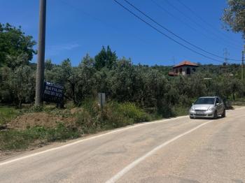 EMLAK HABERCİSİ 'NDEN MUDANYA KUMYAKA MERKEZDE, ANA ASFALTA CEPHE, DENİZ MANZARALI SATILIK 3.700 M2 ARAZİ