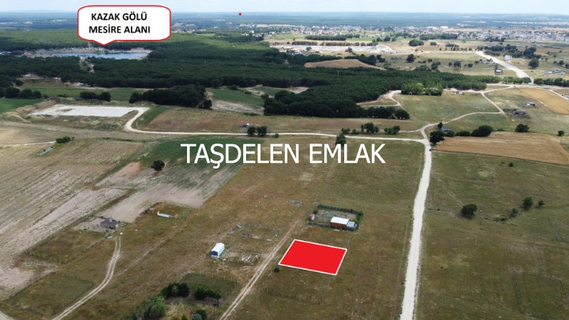 KAPAKLIDA YERLEŞİME YAKIN ARSA