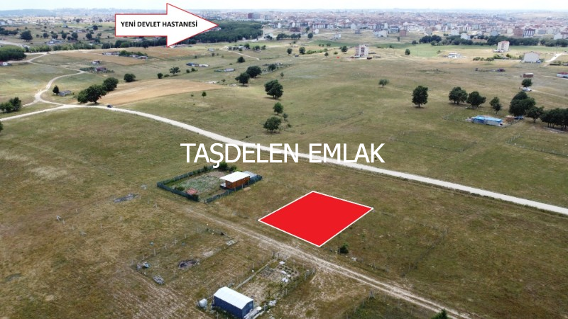 KAPAKLIDA YERLEŞİME YAKIN ARSA