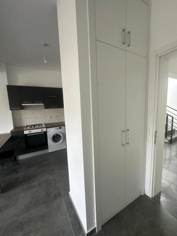 Lefkoşa Hamitköy'de Giriş Katı Full Eşyalı 2+1 Kiralık Daire 
