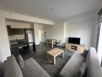 Lefkoşa Hamitköy'de Giriş Katı Full Eşyalı 2+1 Kiralık Daire 