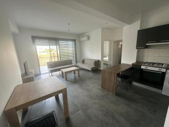 Lefkoşa Hamitköy'de Giriş Katı Full Eşyalı 2+1 Kiralık Daire 