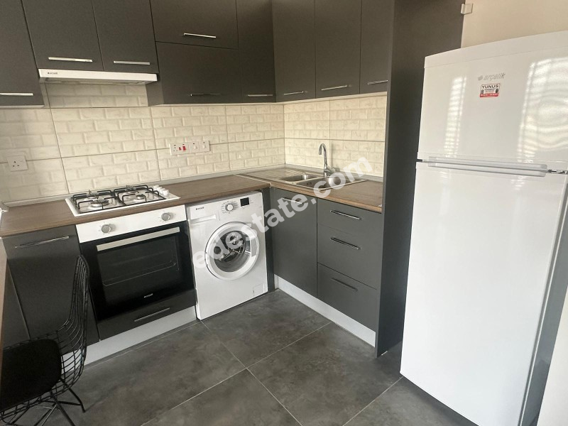 Lefkoşa Hamitköy'de Giriş Katı Full Eşyalı 2+1 Kiralık Daire 