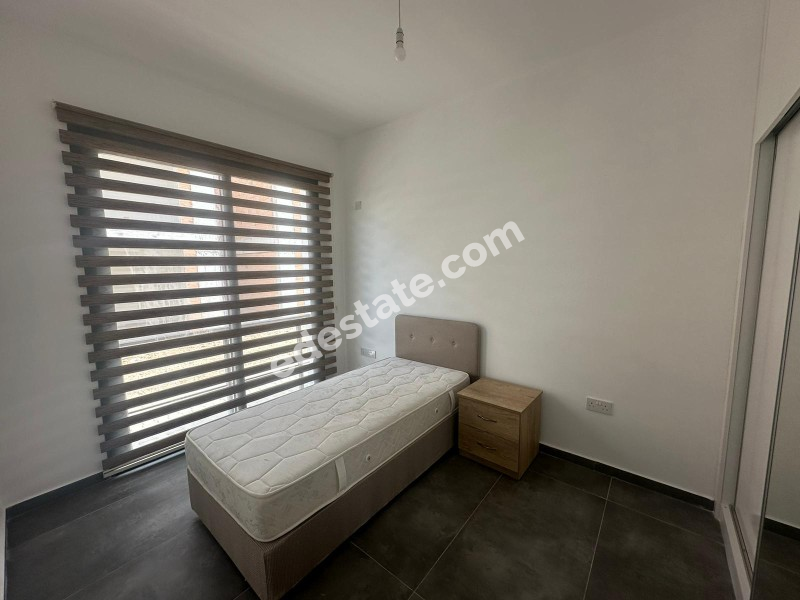 Lefkoşa Hamitköy'de Giriş Katı Full Eşyalı 2+1 Kiralık Daire 