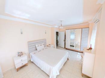 Didim'de Satılık Havuzlu Villa