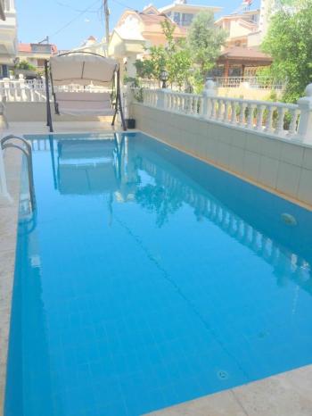 Didim'de Satılık Havuzlu Villa