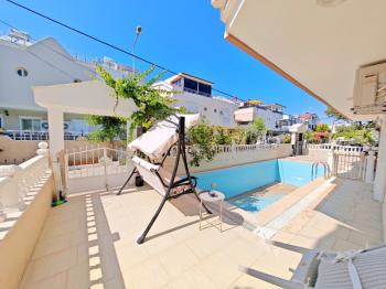 Didim'de Satılık Havuzlu Villa