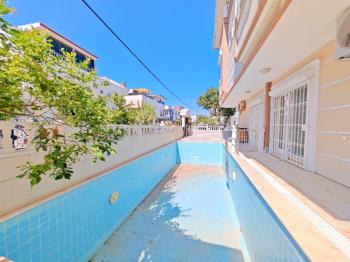 Didim'de Satılık Havuzlu Villa