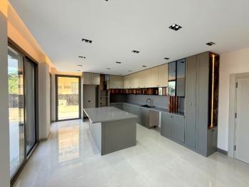 Didim'in En İhtişamlı Satılık Villası