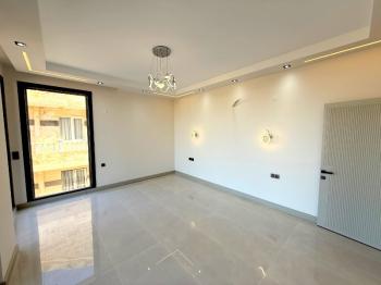 Didim'in En İhtişamlı Satılık Villası