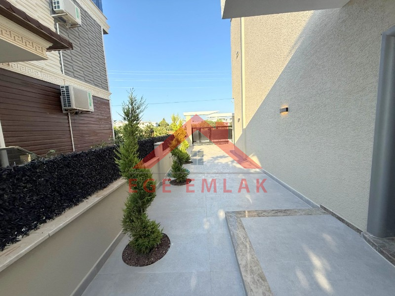 Didim'in En İhtişamlı Satılık Villası