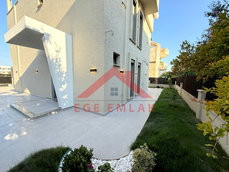 Didim'in En İhtişamlı Satılık Villası