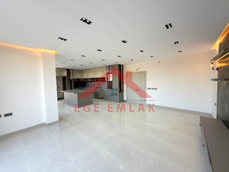 Didim'in En İhtişamlı Satılık Villası