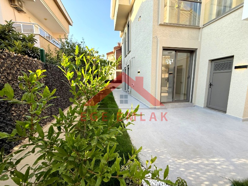 Didim'in En İhtişamlı Satılık Villası