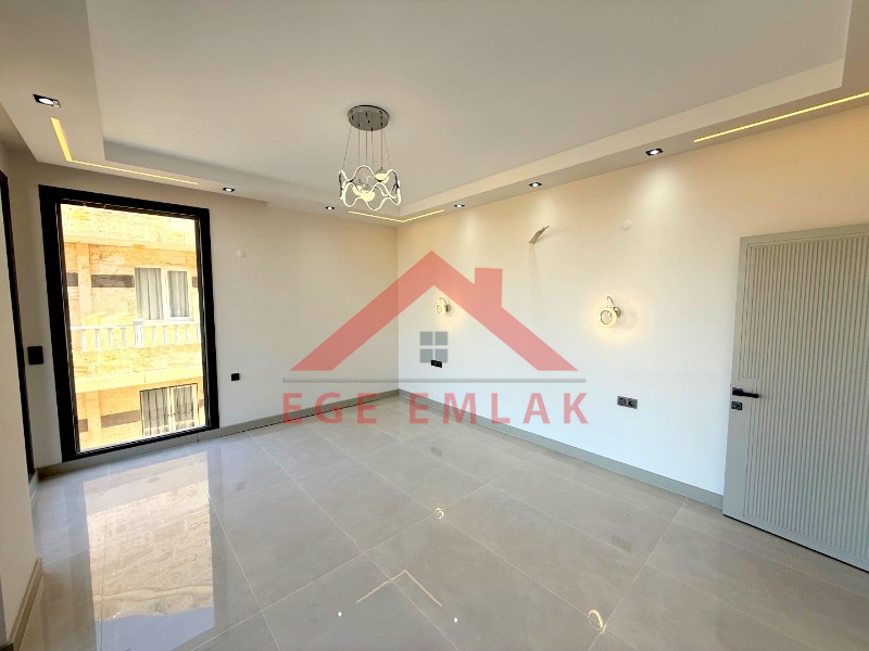 Didim'in En İhtişamlı Satılık Villası