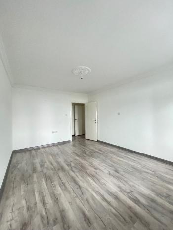 Güvenay - Çorum Çiftlik Caddesi Üzeri 3+1 Satılık Daire 