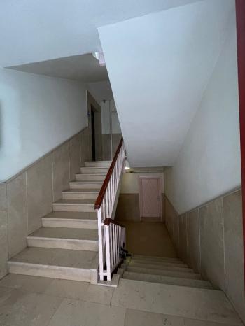 GÜVENAY – ÇORUM ATATÜRK LİSESİ YAKINI – MERKEZİ KONUMDA SATILIK 5+1 GENİŞ AİLE DAİRESİ