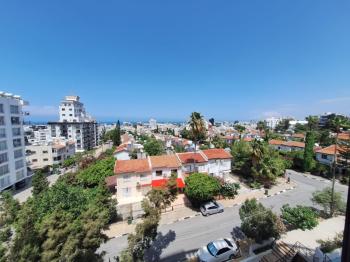GİRNE MERKEZ BÖLGESİNDE LÜKS SİTE İÇERİSİNDE SATILIK 1 + 0 STÜDYO DAİRELER