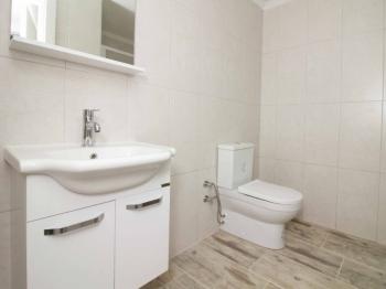GİRNE MERKEZ BÖLGESİNDE LÜKS SİTE İÇERİSİNDE SATILIK 1 +  1 DAİRELER