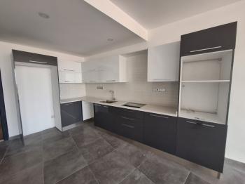GİRNE MERKEZ BÖLGESİNDE LÜKS SİTE İÇERİSİNDE SATILIK 2 + 1 DAİRELER