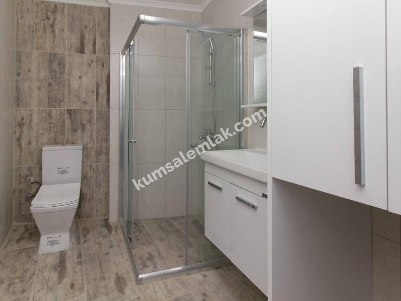 GİRNE MERKEZ BÖLGESİNDE LÜKS SİTE İÇERİSİNDE SATILIK 2 + 1 DAİRELER