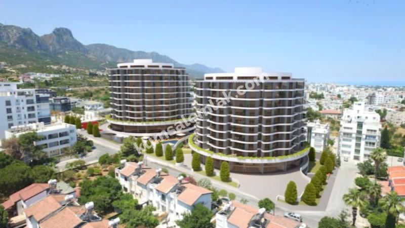 GİRNE MERKEZ BÖLGESİNDE LÜKS SİTE İÇERİSİNDE SATILIK 3 + 1 DUBLEX DAİRELER