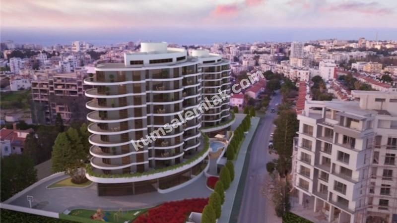 GİRNE MERKEZ BÖLGESİNDE LÜKS SİTE İÇERİSİNDE SATILIK 3 + 1 DUBLEX DAİRELER