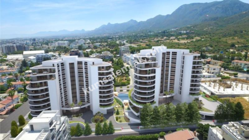GİRNE MERKEZ BÖLGESİNDE LÜKS SİTE İÇERİSİNDE SATILIK 3 + 1 DUBLEX DAİRELER