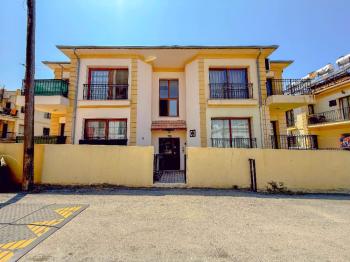 Girne Doğanköyde Yarı Eşyalı Satılık 1+1 Daire 