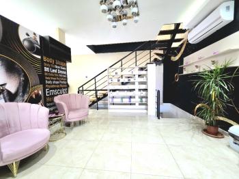 KKTC Girnede Ana Cadde Üzeri Tabela Değeri Çok Yüksek Kiralık Çift Dükkan