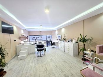 KKTC Girnede Ana Cadde Üzeri Tabela Değeri Çok Yüksek Kiralık Çift Dükkan