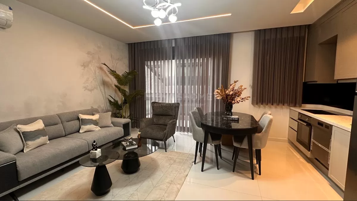 Modern Living i Kargicak