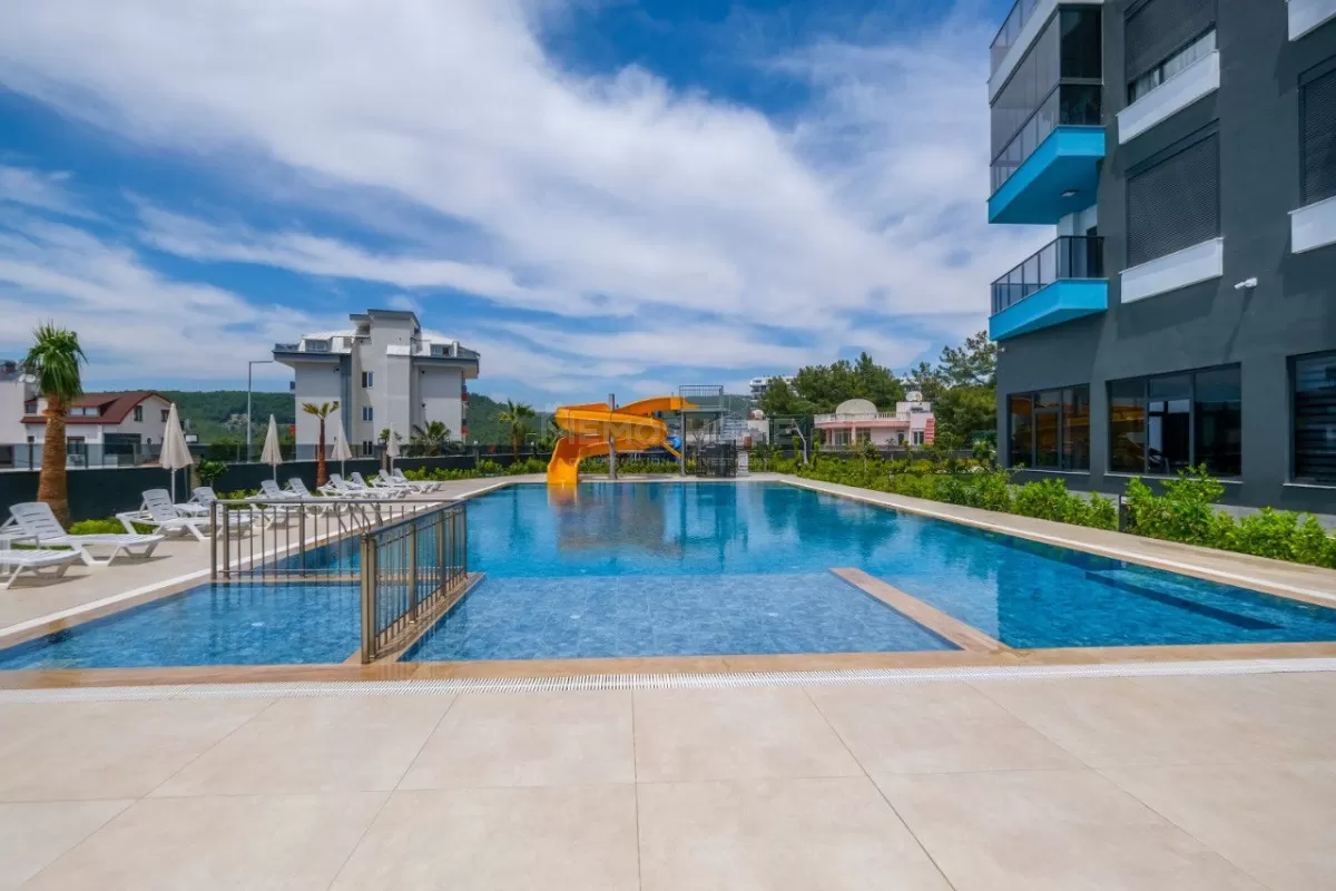 Avsallar'da Deniz Manzaralı Daireler