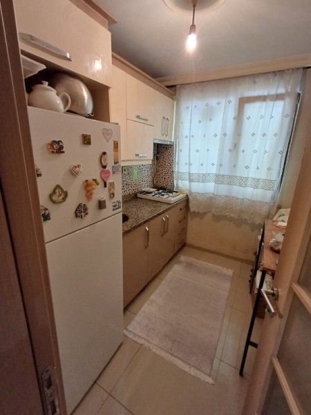 Binevler'de Metroya 5 Dk Düz Giriş 2+1 İskanlı Satılık Daire