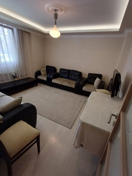 Binevler'de Metroya 5 Dk Düz Giriş 2+1 İskanlı Satılık Daire