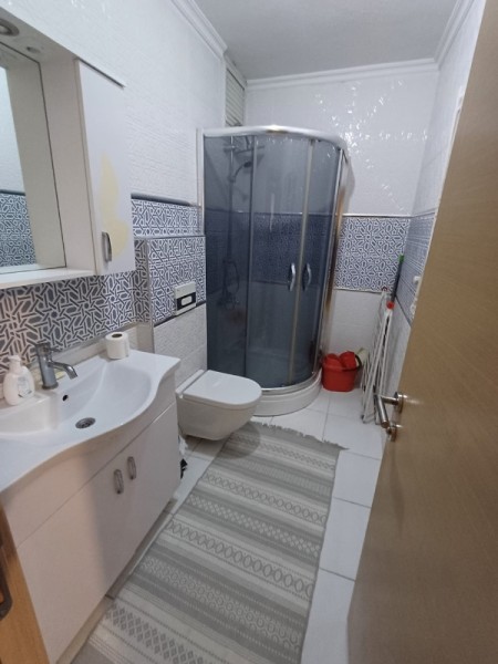 Binevler'de Metroya 5 Dk Düz Giriş 2+1 İskanlı Satılık Daire
