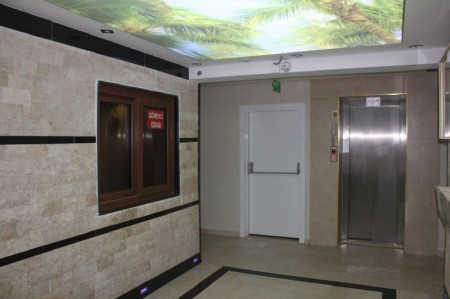 Binevler'de Metroya 5 Dk Düz Giriş 2+1 İskanlı Satılık Daire