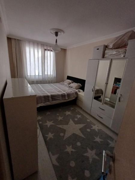 Binevler'de Metroya 5 Dk Düz Giriş 2+1 İskanlı Satılık Daire