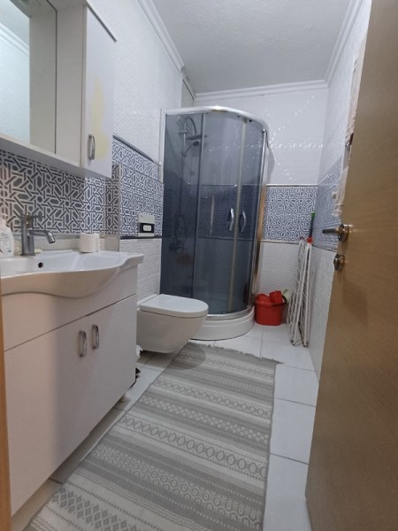 Binevler'de Metroya 5 Dk Düz Giriş 2+1 İskanlı Satılık Daire