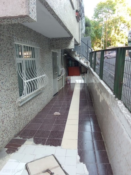 Çırçır Mahallesi'nde Satılık 2+1 Bahçe Katı Daire | 90 m²