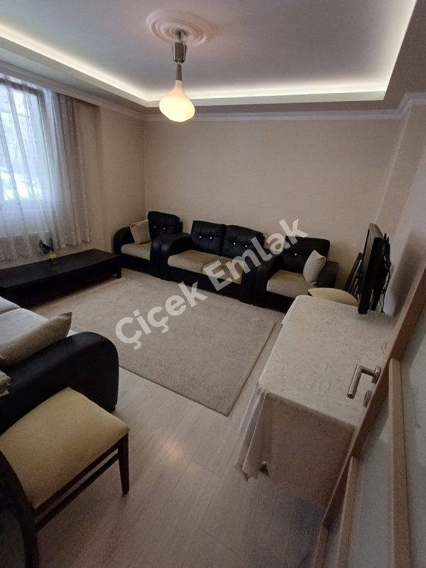 Binevler'de Metroya 5 Dk Düz Giriş 2+1 İskanlı Satılık Daire