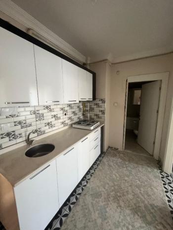 AFYON ÜÇOK EMLAKTAN ERENLER MAH KİRALIK 2+0 EŞYALI TEMİZ DAİRE