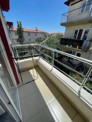 AFYON ÜÇOK EMLAKTAN ! FIRSAT FATİHTE SATILIK 3+1 DAİRE