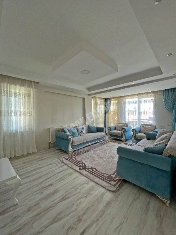AFYON ÜÇOK EMLAKTAN ! FIRSAT FATİHTE SATILIK 3+1 DAİRE