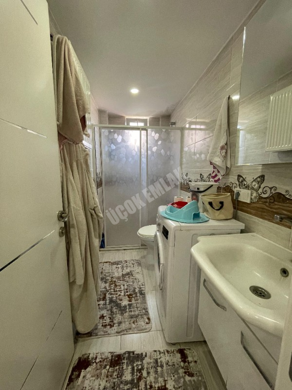 AFYON ÜÇOK EMLAKTAN ! FIRSAT FATİHTE SATILIK 3+1 DAİRE