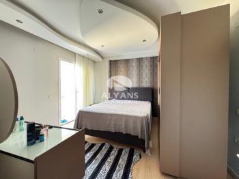 ALYANS'TAN SOLİ CENTER CİVARI GENİŞ m2'DE LÜKS İSKANLI 3+1