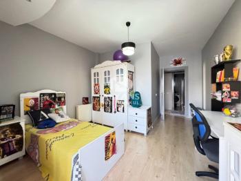 ALYANS'TAN SOLİ CENTER CİVARI GENİŞ m2'DE LÜKS İSKANLI 3+1