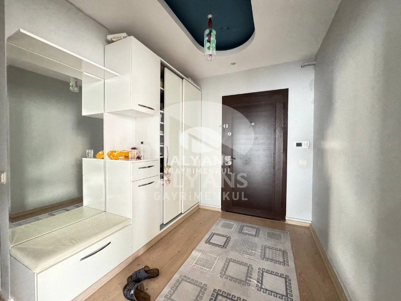 ALYANS'TAN SOLİ CENTER CİVARI GENİŞ m2'DE LÜKS İSKANLI 3+1